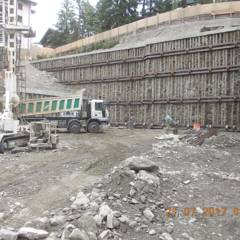 Hotel Massif - Massif cantiere1